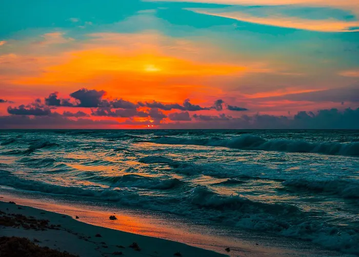 Remote Work With Fiber Wifi, King Memory Foam Bed, 8 Min In Playa 7b * Playa del Carmen